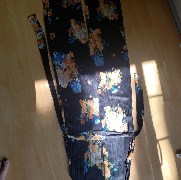 Zara floral print jumpsuit - Picture 6 of 8